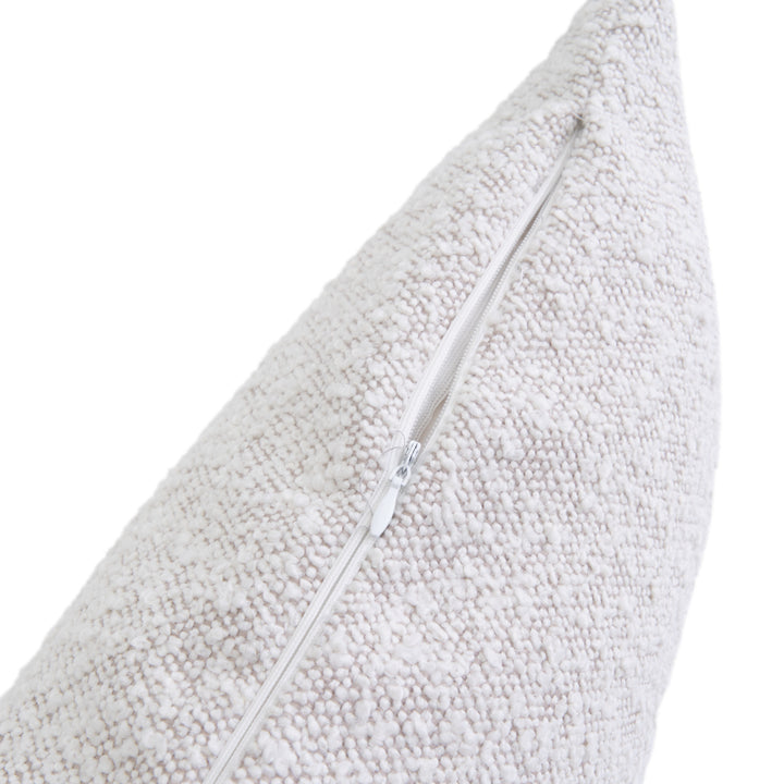 Emondi Cushion Off White