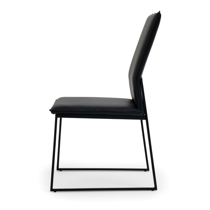 Wara Leather Chair Black