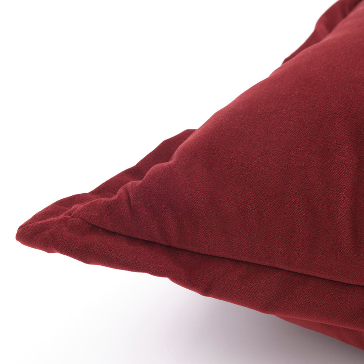 Wess Cushion Burgundy