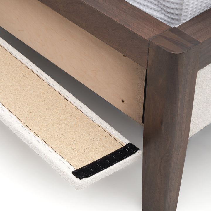 Nathaniel Queen Bed Dark Brown