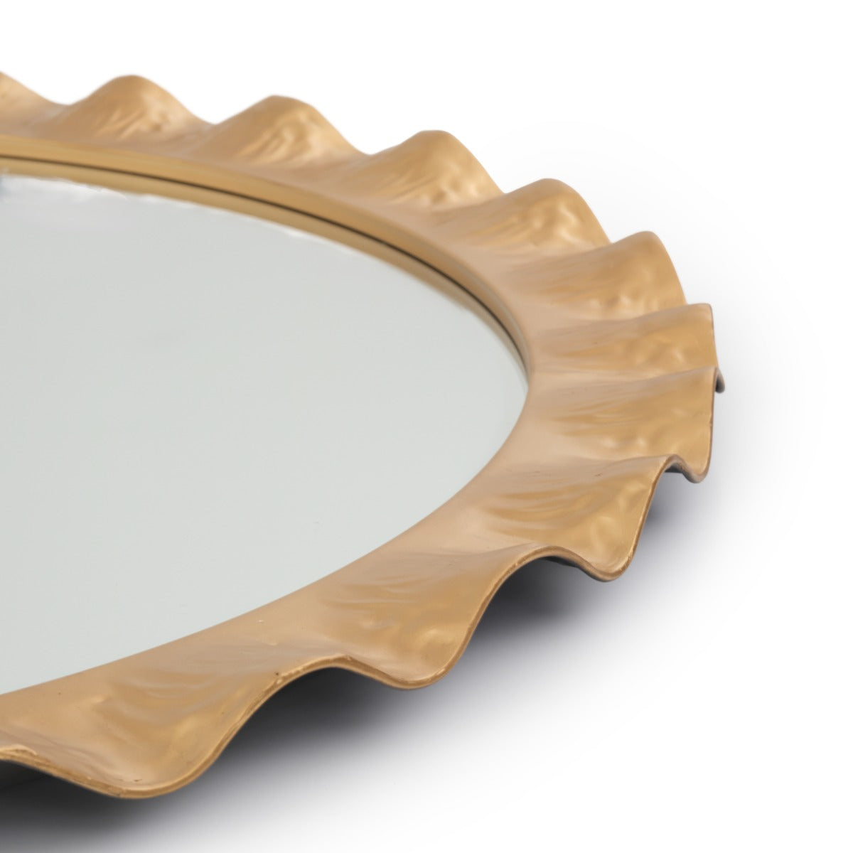 Wavie Wall Mirror Gold