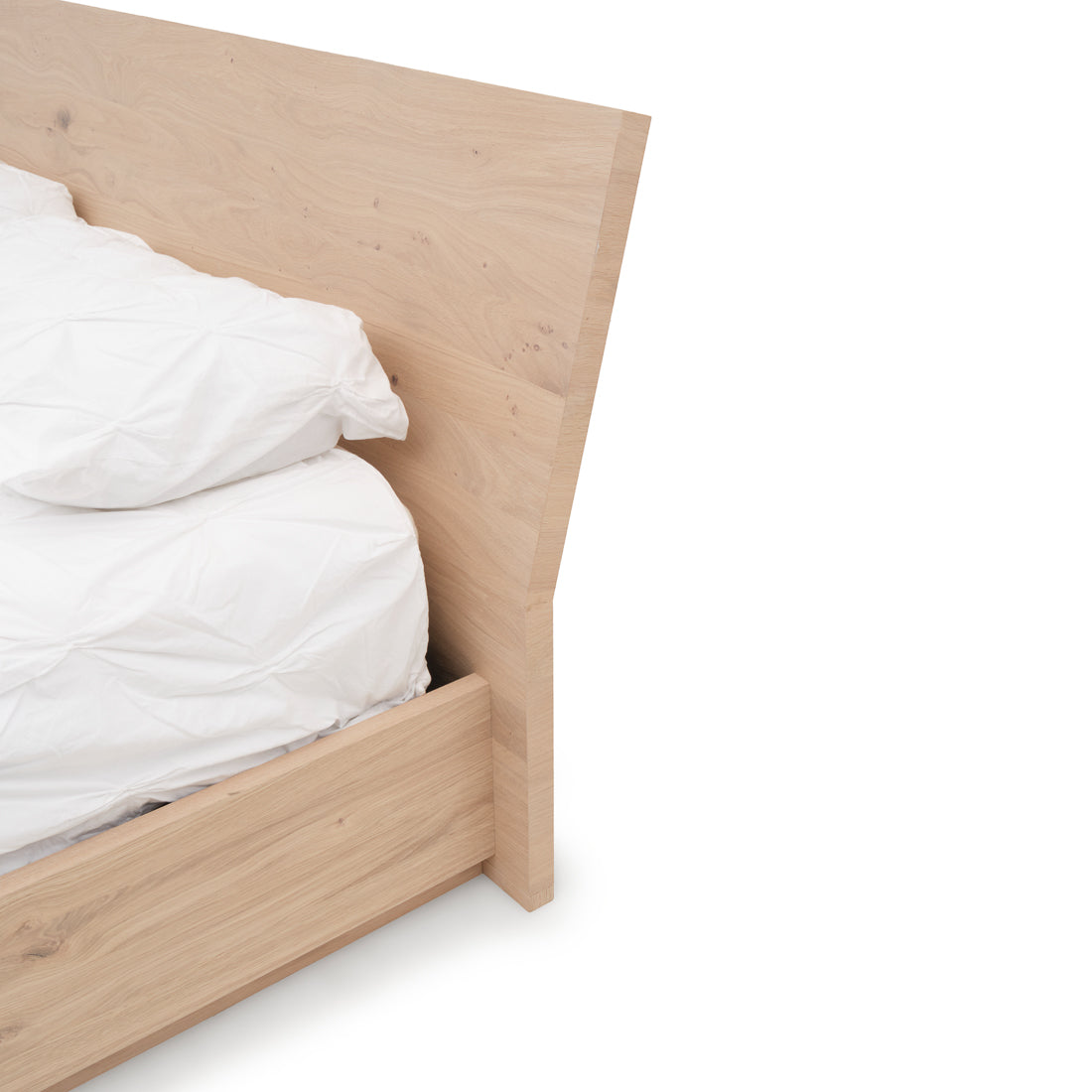 Elaina Queen Bed Light Brown