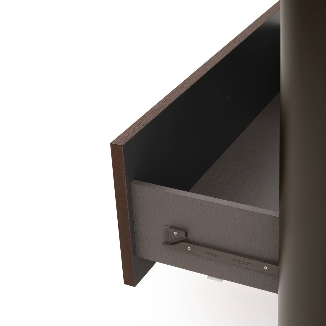 Wadena 5-Drawer Chest Dark Brown