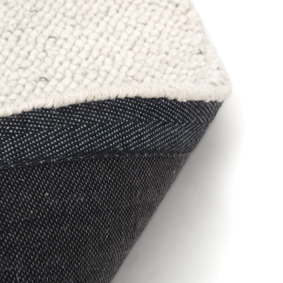 Nukta Area Rug Off White