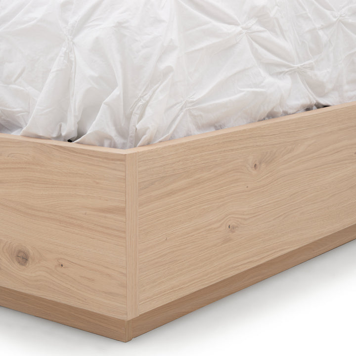 Elaina King Bed Light Brown