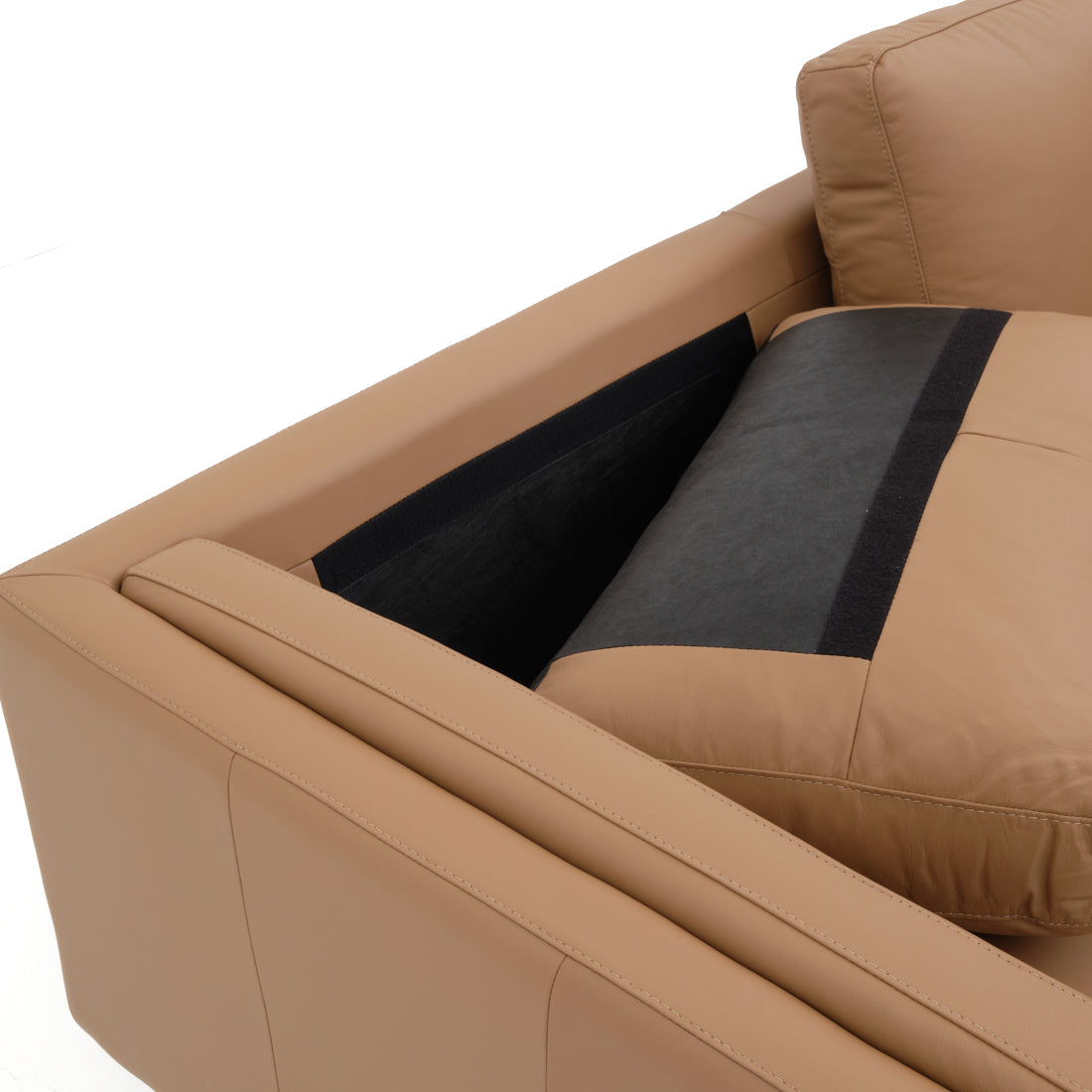 Everly Leather Loveseat Cognac