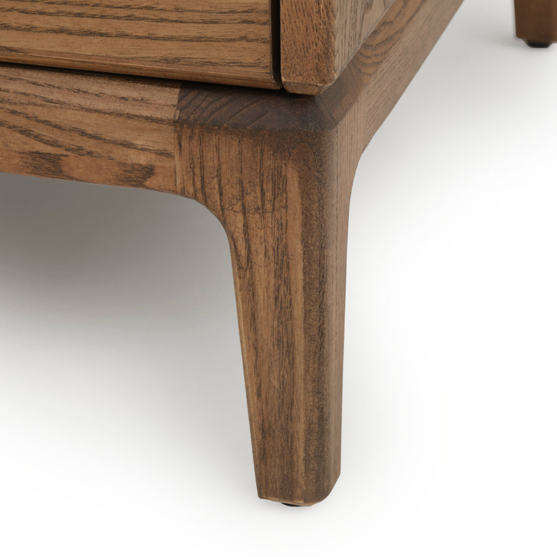 Nicolette 6-Drawer Dresser Dark Brown
