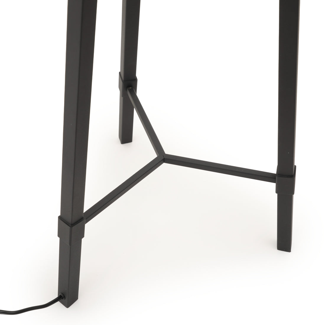 Nyssa Floor Lamp Black
