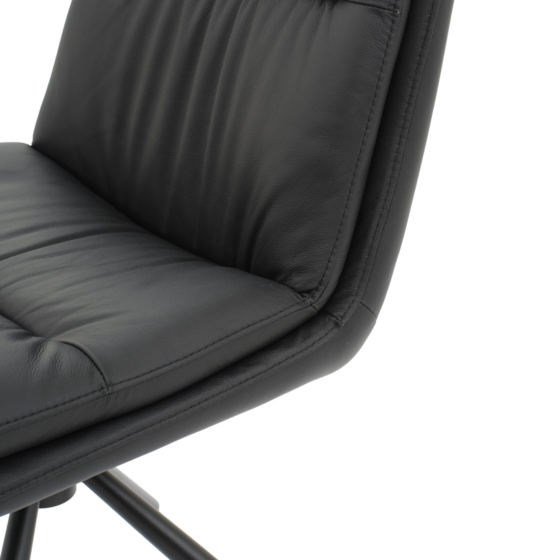 Everlee Leather Chair Black