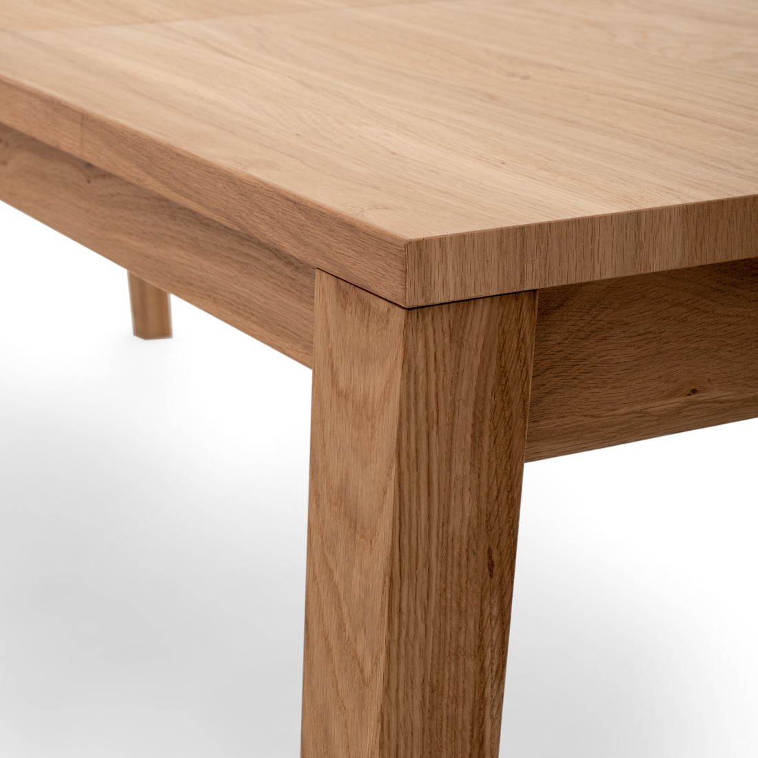 Nicolas Extendable Dining Table Light Brown