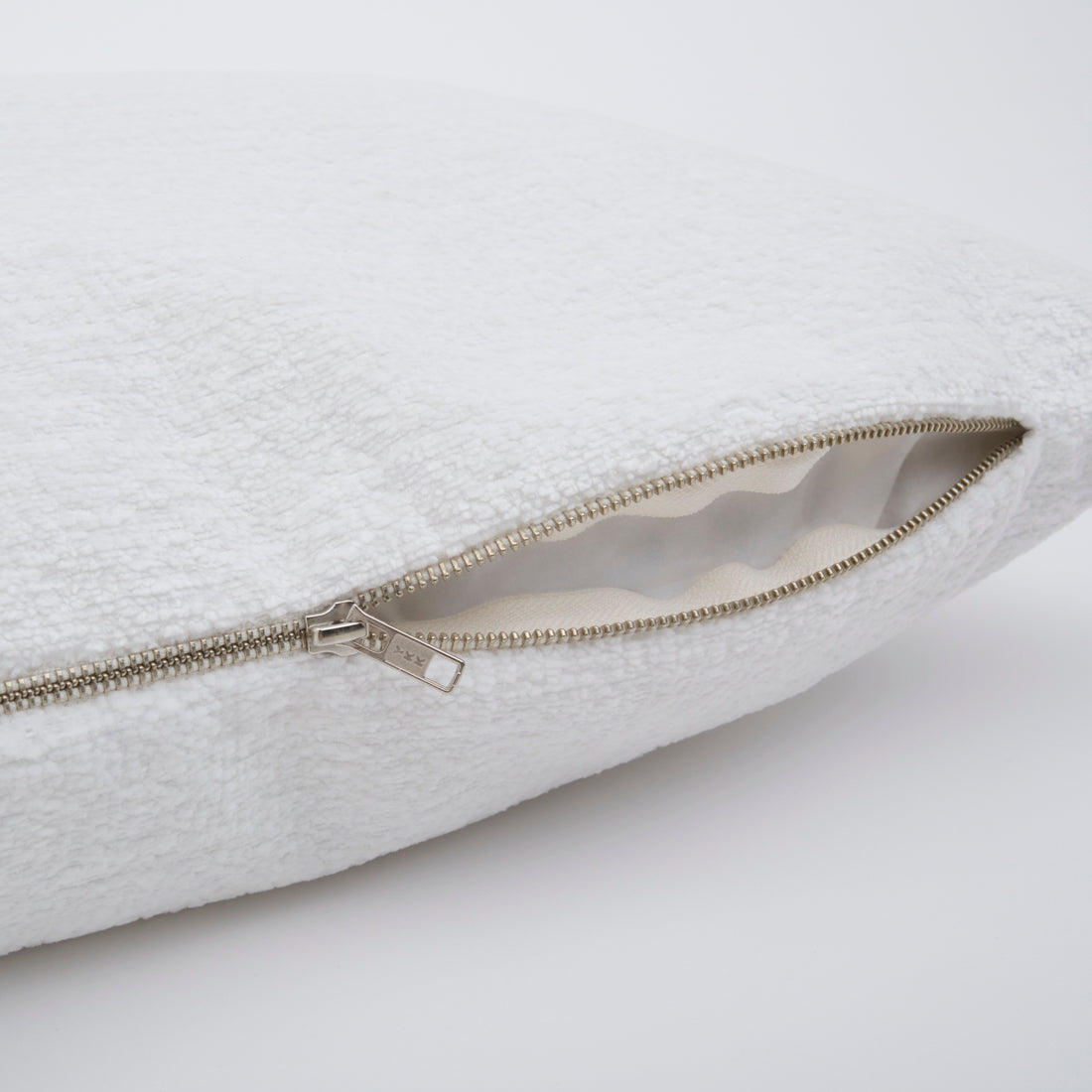 Eivana Cushion White