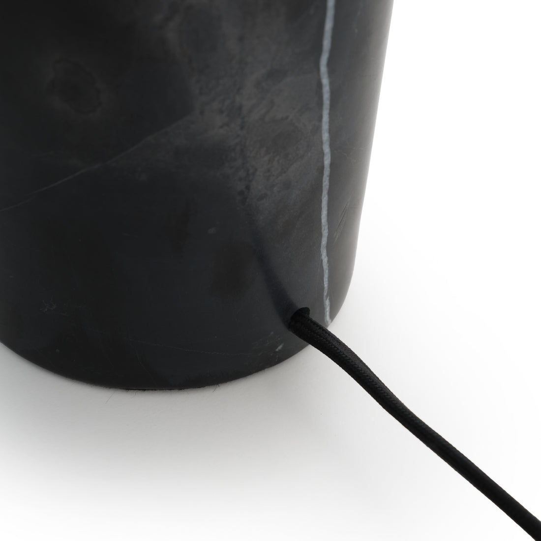 Natyne Table Lamp Black