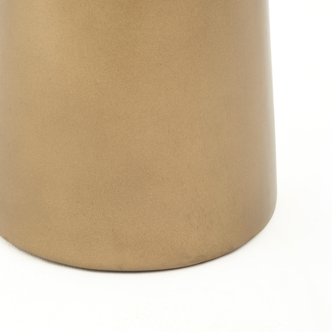 Willamina Metal Accent Table Gold