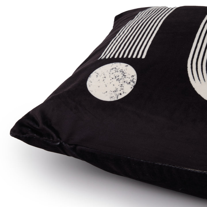 Elsie Cushion Black & White
