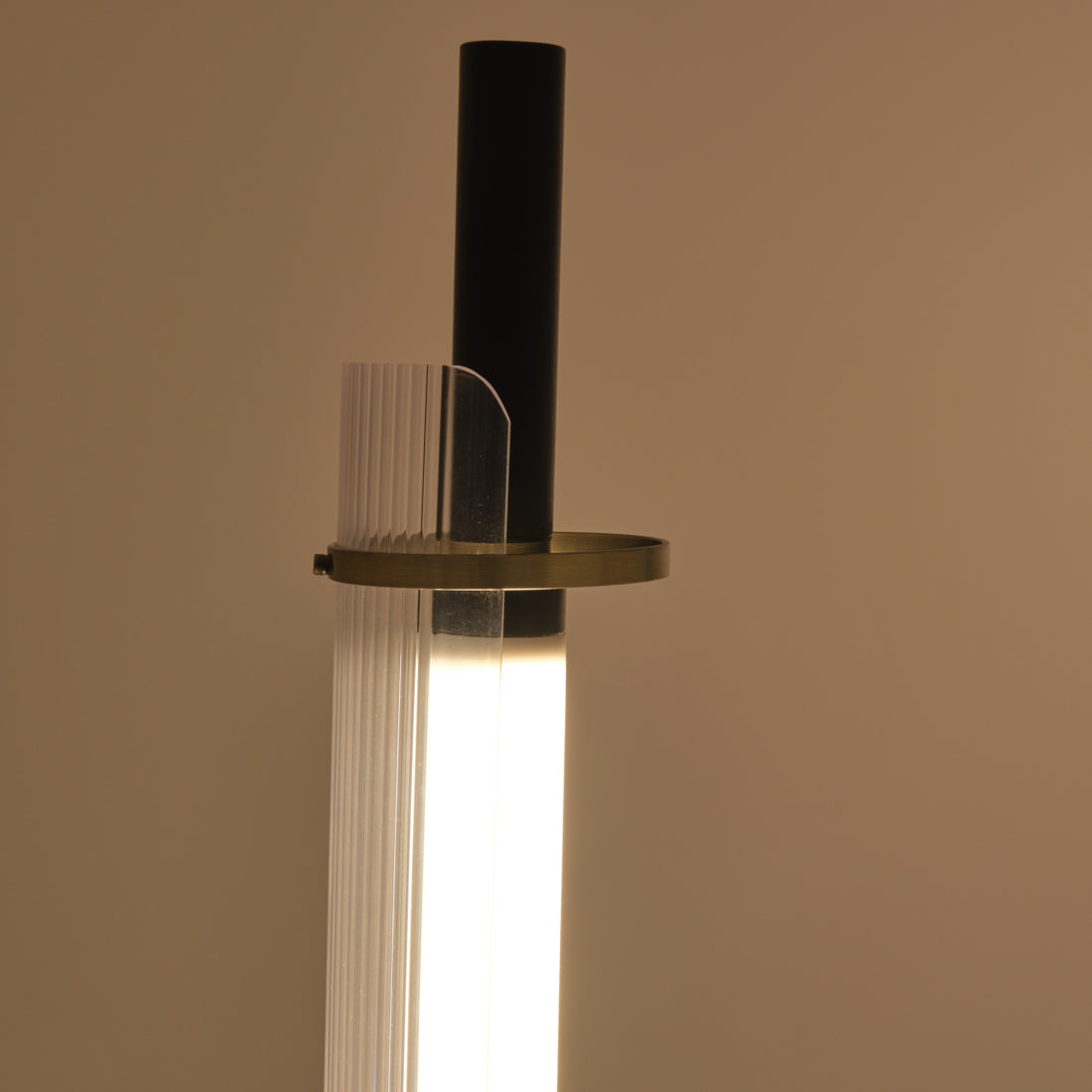 Winoka Floor Lamp Clear