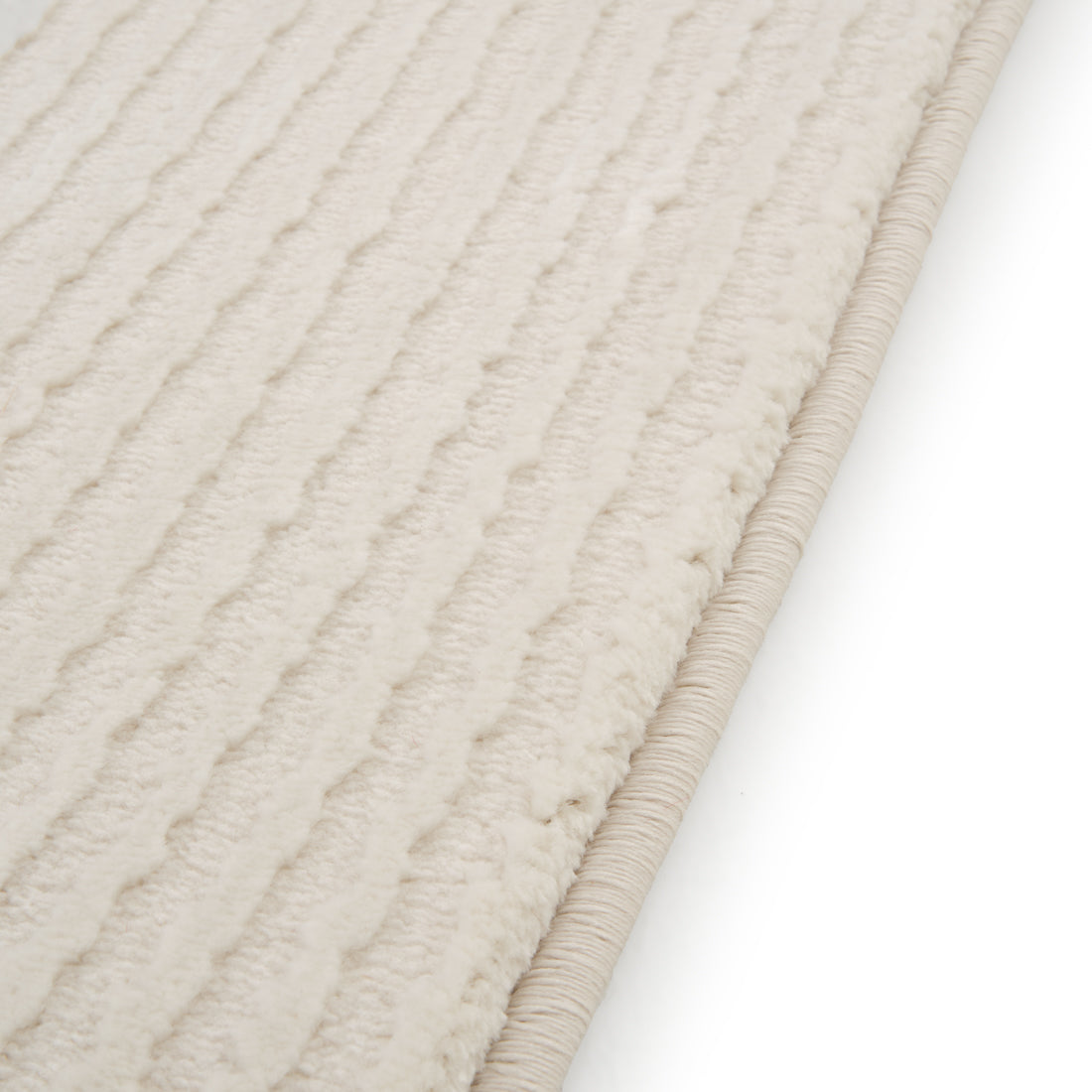 Santy Area Rug Off White