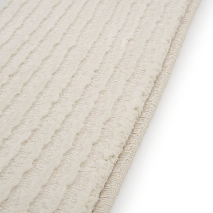 Santy Area Rug Off White